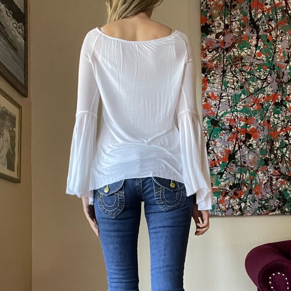 Bailey 44 Angel Sleeve Top - Picture 4 of 12